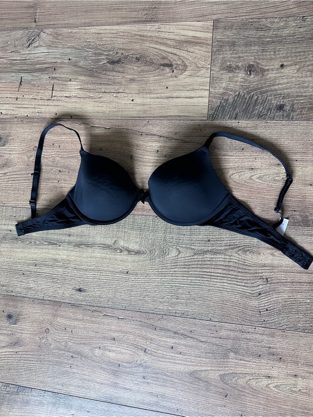 Xhilaration Black T-Shirt Bra - Smooth Molded Cups